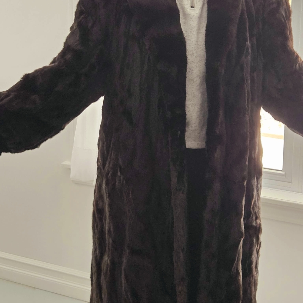 Luxurious Dark Brown Fur Coat